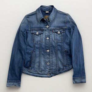 Levi’s Jean Jacket Women’s Sz S Blue Denim Button Up Trucker Casual Classic